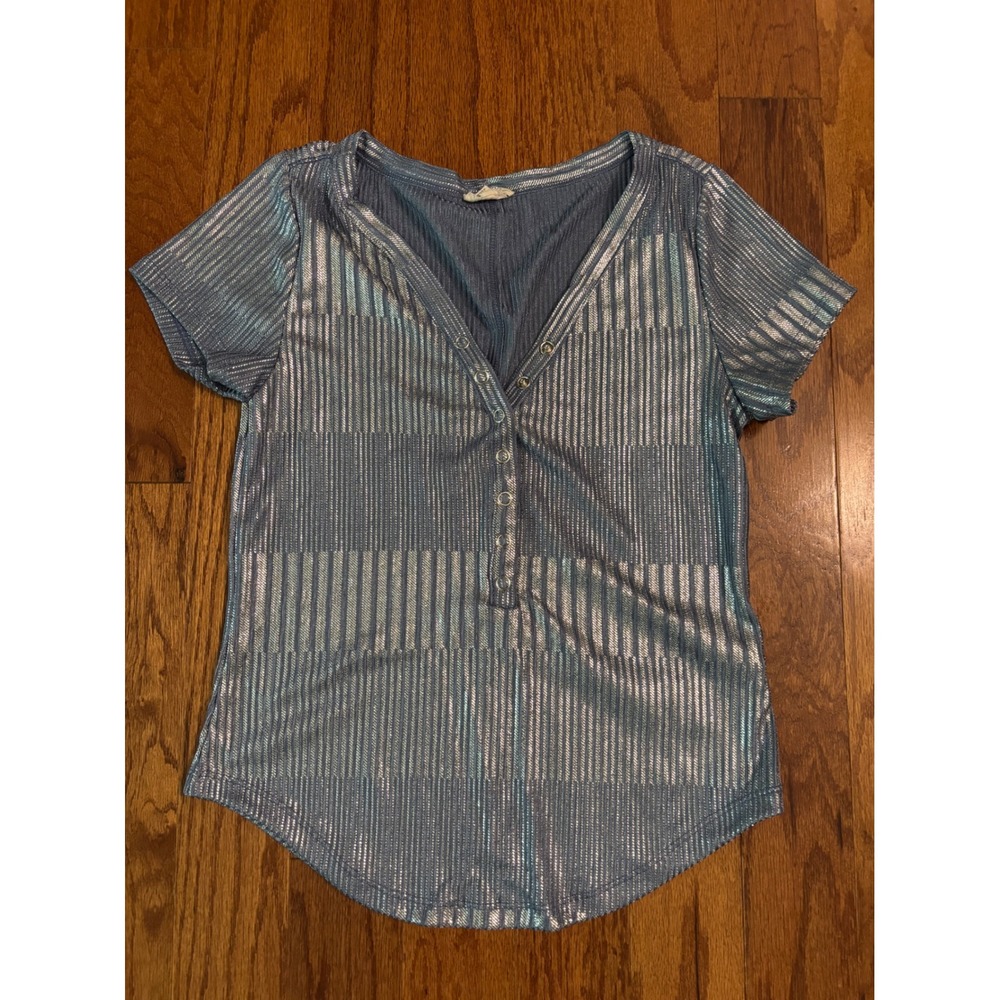 Pilcro Silver Shirt T-Shirt Size Medium